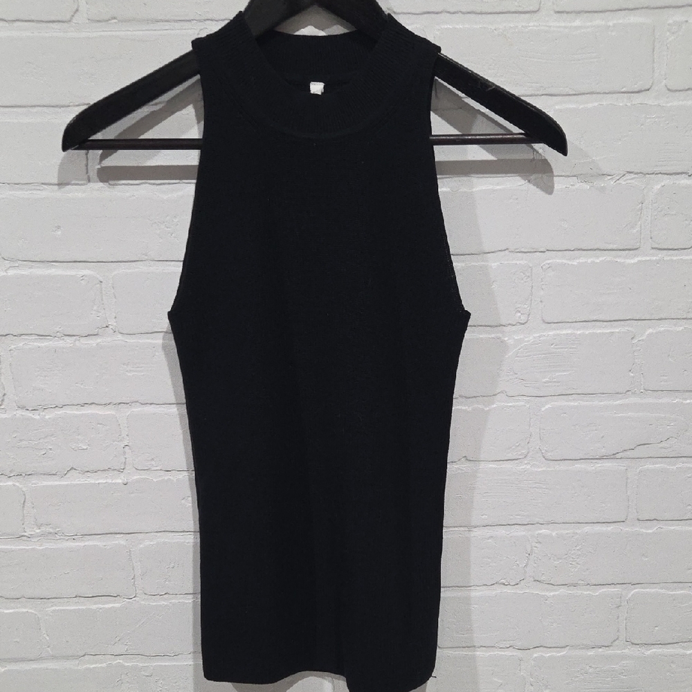 Paper Label Knit Tank